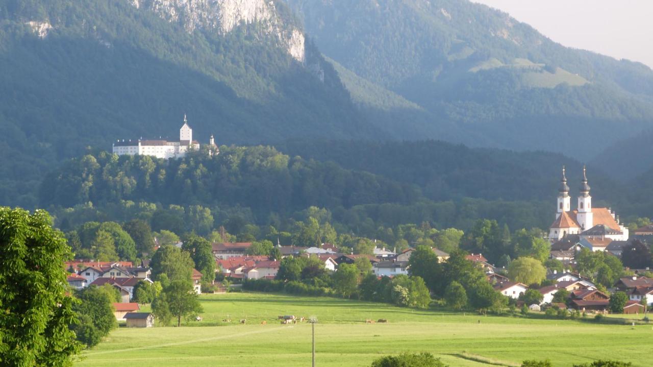Wirtshaus Zum Baumbach Hotel Aschau im Chiemgau Exterior photo